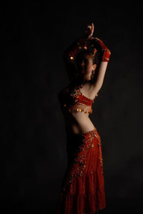 Belly dancer Serafina